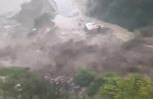 बिंसर पहाड़ी की चोटी पर दोनों ओर फटा बादल, तीन धाराओं ने मचाई तबाही