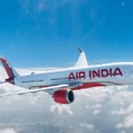 एयर इंडिया और एयर इंडिया एक्सप्रेस ने हवाई टिकट पर बढ़ाया फ्यूल सरचार्ज, हवाई यात्रा होगी महंगी