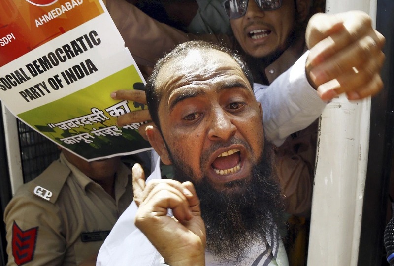 000000000000-1774419581