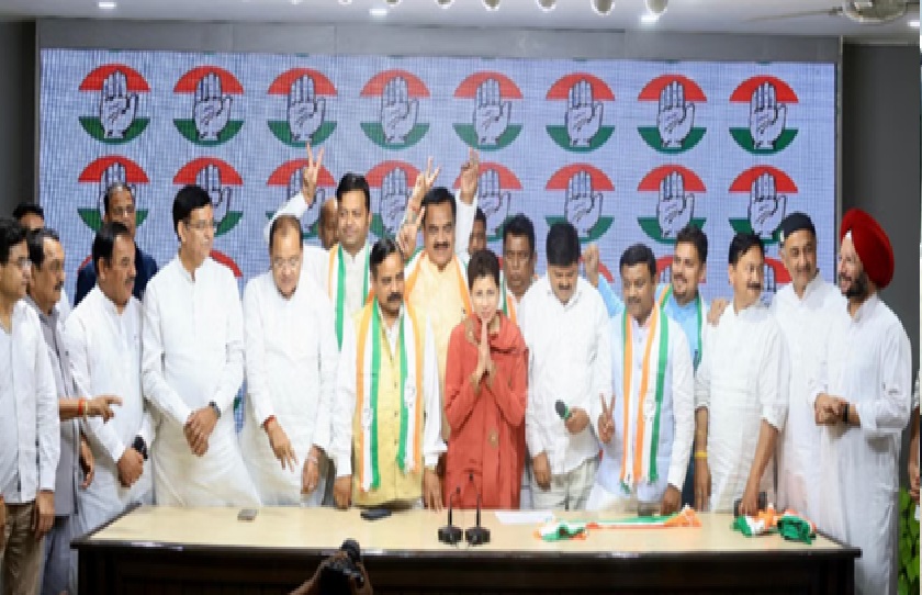 3 former MLA join congress