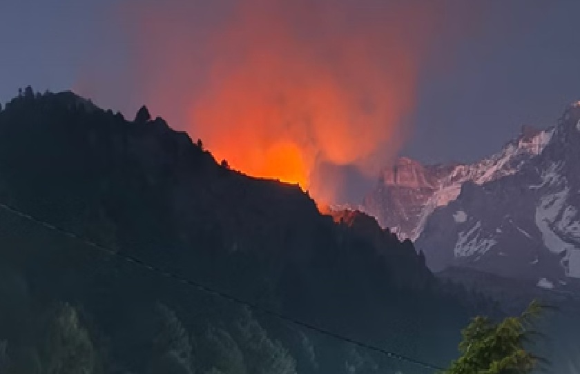 Fire at india-China border