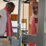 सादगी और ताकत का मेल-नाना पाटेकर की फिटनेस ने सोशल मीडिया पर मचाई धूम..