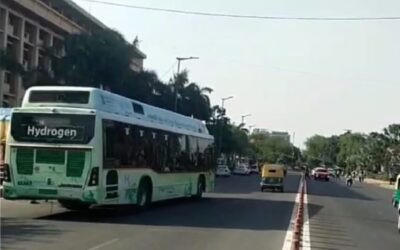 Hydrogen bus