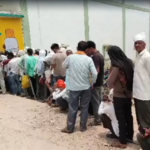 मुरैना में खाद संकट गहराया, टोकन व्यवस्था के बीच घंटों लाइन में इंतजार को मजबूर किसान