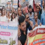 भोपाल में सीलिंग कार्रवाई के खिलाफ व्यापारियों का बड़ा प्रदर्शन! चक्काजाम के बीच आत्मदाह की चेतावनी से गरमाया माहौल